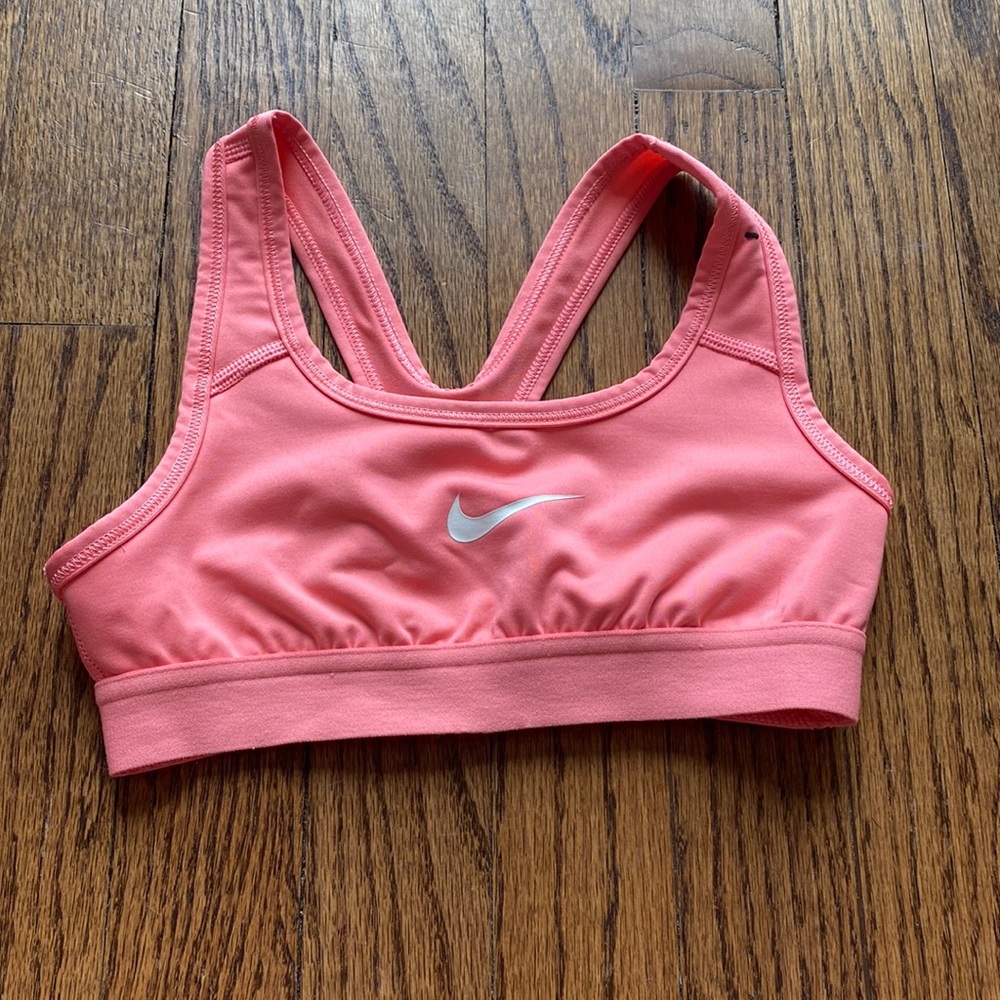 kids xs nike sports bra